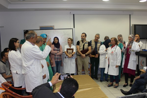 مجمع فلسطين الطبي يجري سبعة عمليات لجراحة قلب الاطفال و يكرم وفد جراحة قلب الاطفال  السويسري