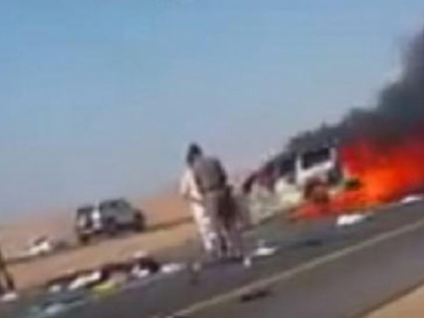 سعودي يفقد 4 من أبنائه في حادث مروري