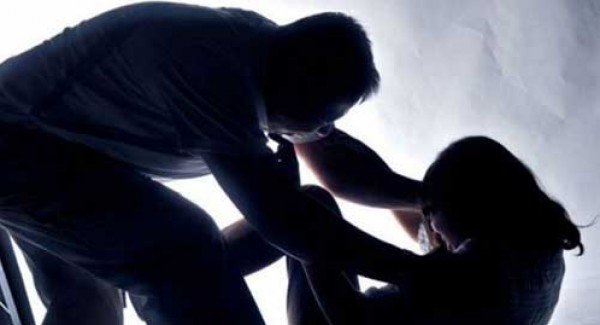 الإمارات :اغتصبها مع عمّه بعد أن استدرجها عبر وسائل التواصل الاجتماعي