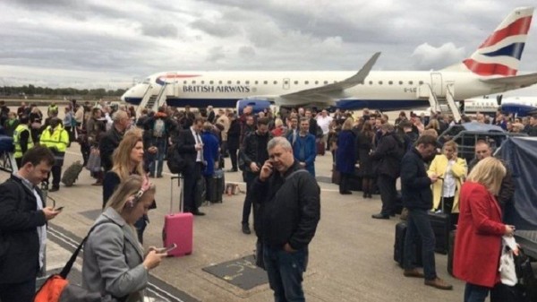 بريطانيا.. إخلاء مطار لندن تخوفا من هجوم كيميائي