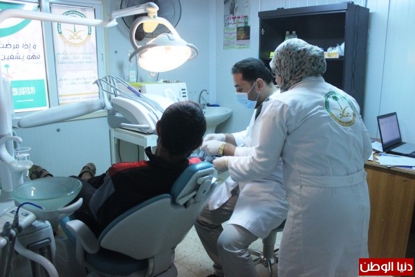 أكثر من 2858 لاجئاً سورياً يتلقون العلاج الكامل في العيادات التخصصية السعودية