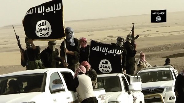 تنظيم الدولة الإسلامية يعدم 16 شخصا في الموصل بطريقة بشعة