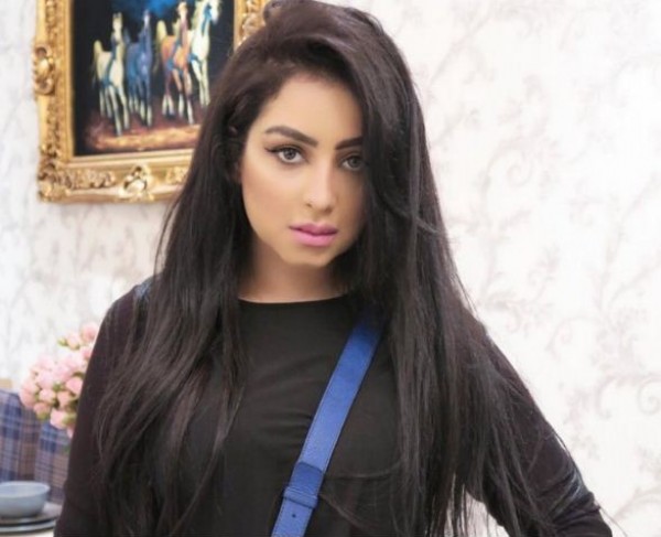 بالفيديو : تصريحات نارية للمهرة البحرينية بعد عودتها إلى البحرين بعد القبض على زوجها