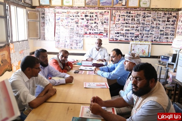 الهلال الأحمر الإماراتي يدشن توزيع المساعدات المدرسية في مديرية بروم ميفع