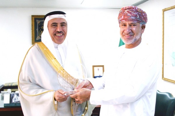 المدير العام للمنظمة العربية للتنمية الزراعية يكرم سفير المملكة العربية السعودية لدى جمهورية السودان
