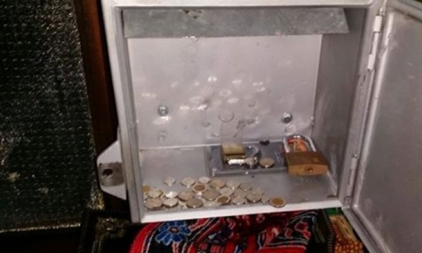 الرينة: سرقة أموال التبرعات من خزنة المسجد