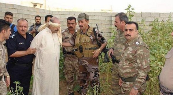 بالصور..لحظة اعتقال ابن خالة صدام حسين في كركوك