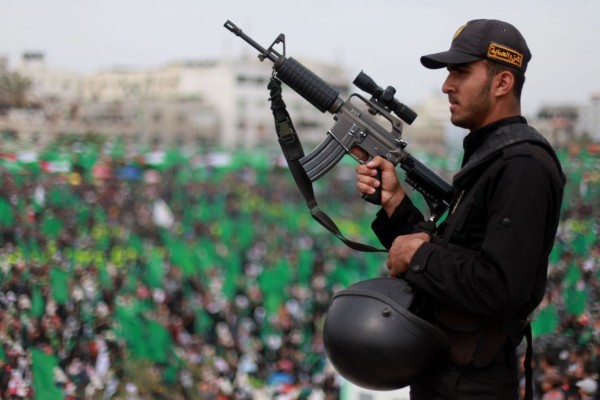 حماس: لم نطلب عقد لقاء ثنائي مع حركة فتح والأولوية للمؤتمر الوطني