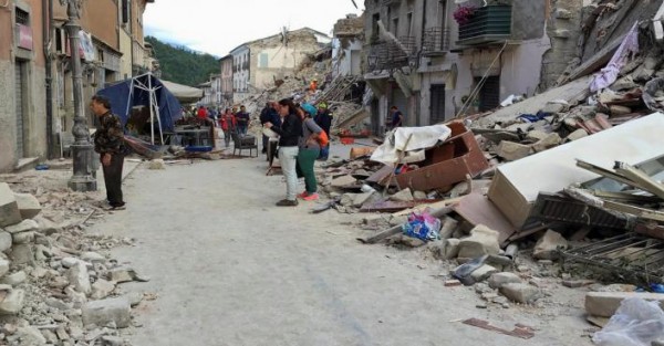 3 زلازل تضرب وسط إيطاليا .. والدفاع المدني: الوضع ليس كارثياً