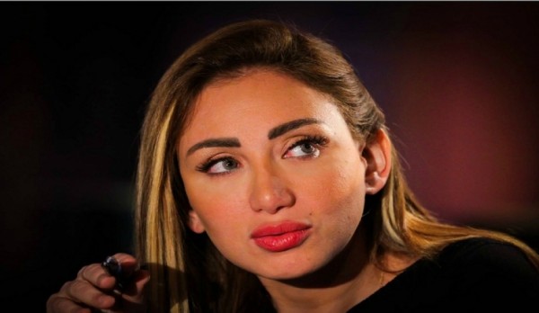 شاهد لحظة طرد ريهام سعيد من رأس غارب