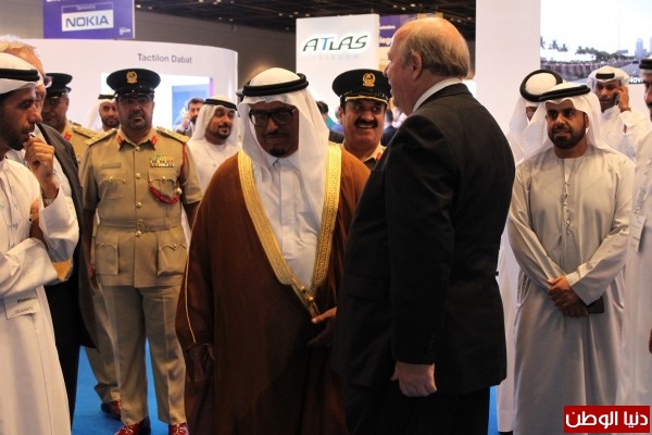 خلفان يفتتح معرض الاتصالات في الأزمات والطوارئ