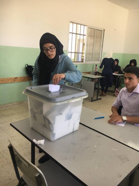 انتخاب برلمان طلابي لمدرسة فرخه الثانوية المختلطة