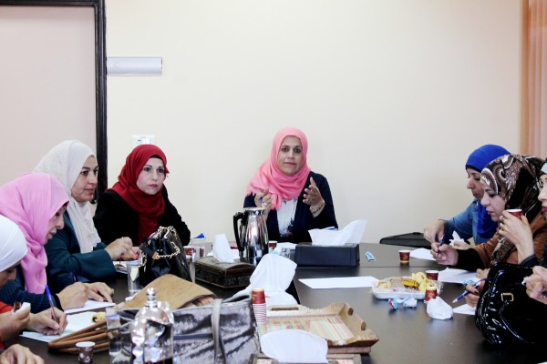 محافظة سلفيت تعقد اجتماع لمناقشة حملة مناهضة العنف ضد النساء