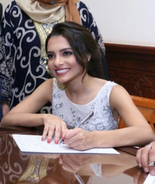 بالصور والفيديو كارمن سليمان تعقد قرانها وسط عدد من النجوم