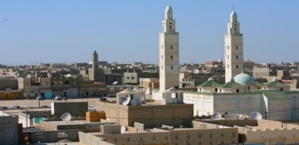 آلاف الموريتانيين يطالبون بإعدام متهم بـ"الإساءة للرسول"