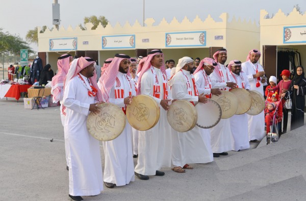 المحافظة الجنوبية تفتتح فعاليات الأسبوع الأول من سوق البسطة 5