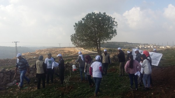 الإغاثة الزراعية تحيي ذكرى يوم الشجره في خربه ام اللحم شمال غرب القدس