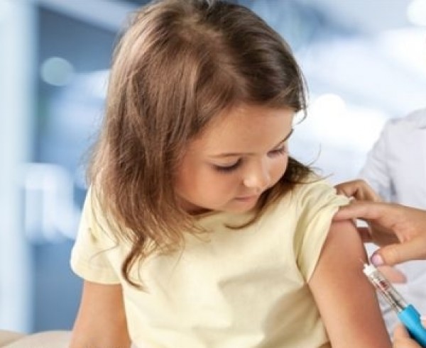 هل يمكن أن يُصاب الطفل بالمرض بعد حصوله على التطعيم؟