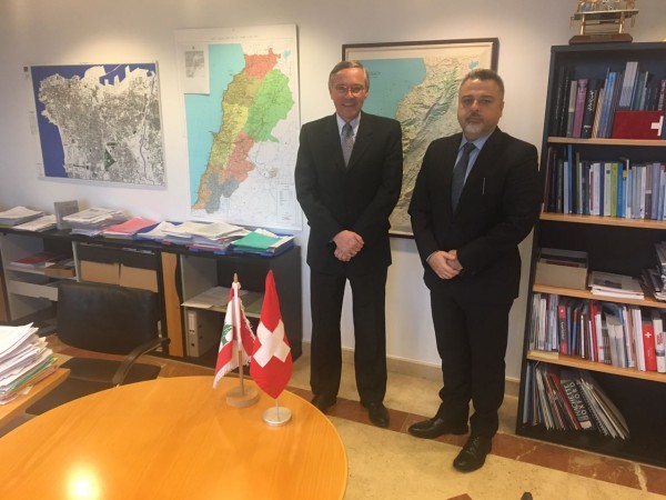عميد الخارجية في الحزب القومي يلتقي سفير سويسرا في لبنان