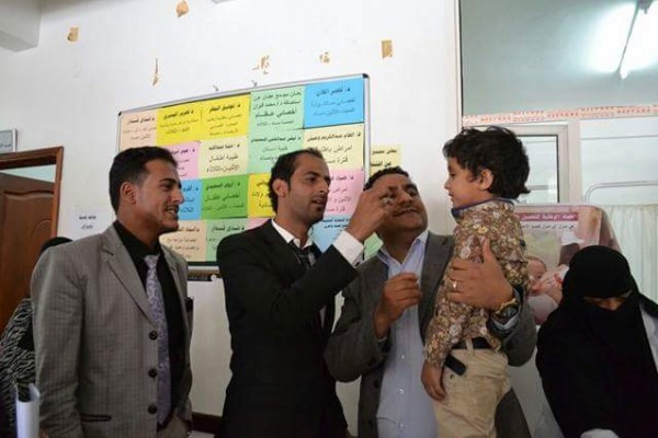 "شباب اليمن" تنظم حملة تطعيم ضد شلل الأطفال