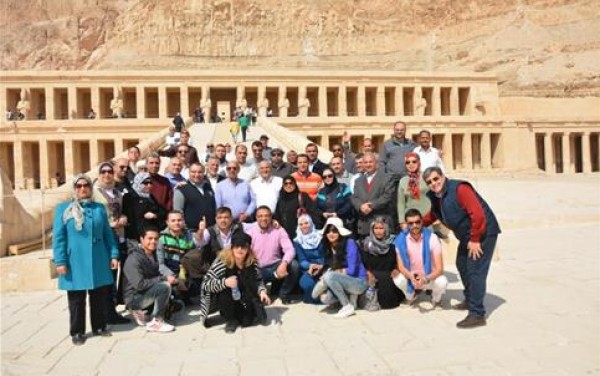جامعة أسيوط تنظم جولة سياحية لوفود عربية