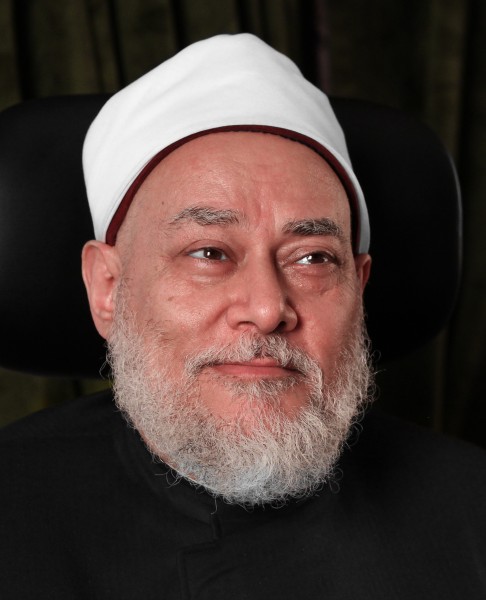 هل طلب العلم فرض على النساء؟