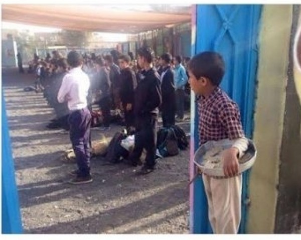 غضب في اليمن بسبب أطفال يبيعون مقويات جنسية