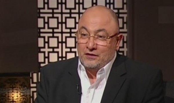 أستاذ بالأزهر يهاجم الجندي بسبب فتوى أكل لحوم الكلاب