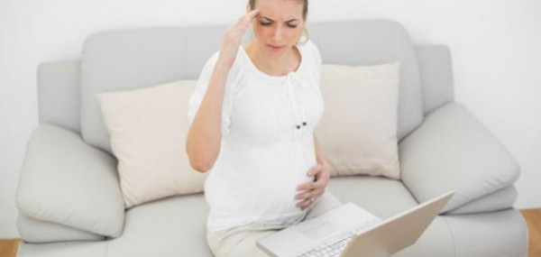 كيف تخففى من الصداع خلال الحمل؟