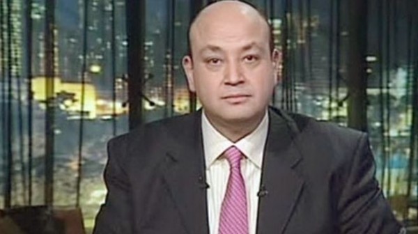 تعليق يوسف الحسيني على الحالة الصحية للإعلامي عمرو أديب