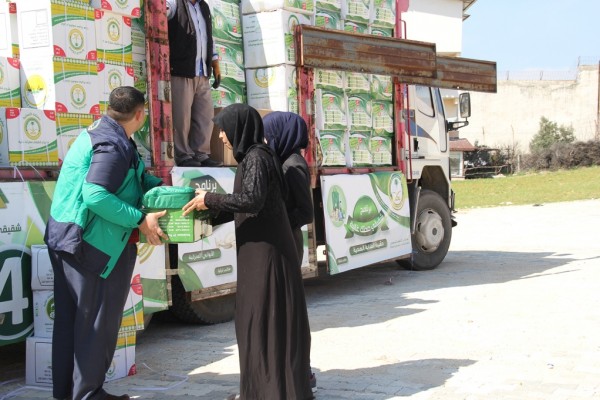 توزيع مساعدات على السوريين في التن اوز و كلس