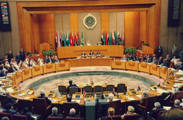 الأمم المتحدة وأمريكا وروسيا وفرنسا يشاركون بافتتاحية القمة العربية