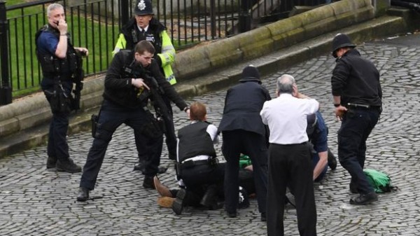 اعتقال شخص آخر للاشتباه بصلته بهجوم لندن