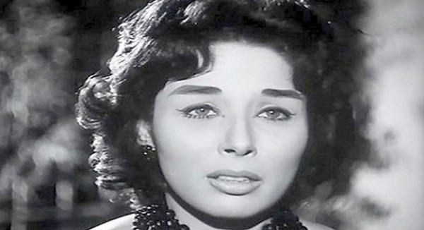 رأي الفنانة لبنى عبد العزيز بالسينما: "مفيش إحترام لشهر رمضان"