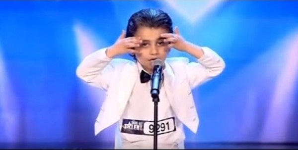 طفل يشعل مسرح عرب جوت تالنت