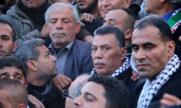 ماذا جاء في اجتماع "حلس" بأعضاء فتح بغزة بخصوص الموظفين؟