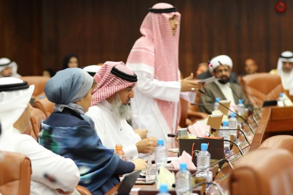 نواب البحرين يوافقون على خفض حصة الحكومة بالشركات ل30 %
