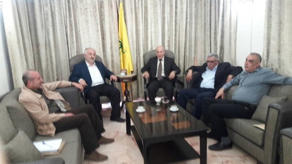 الجبهة الديمقراطية تلتقي وفداً من حزب الله اللبناني