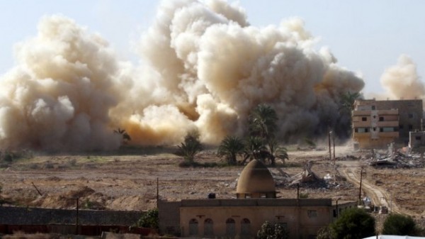 مقتل مصريين اثنين بتفجير سيارة مفخخة بسيناء