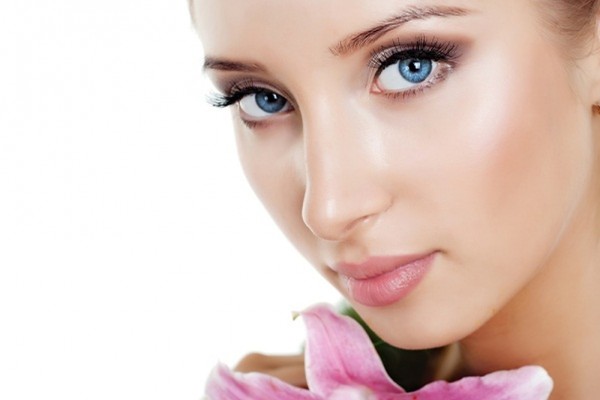 طرق طبيعية للتخلص من مسامات الوجه