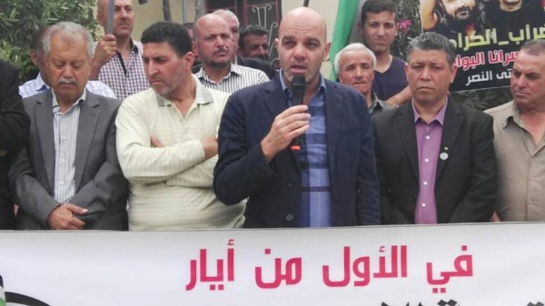 اتحاد النقابات ينظم وقفة تضامنية مع الأسرى المضربين