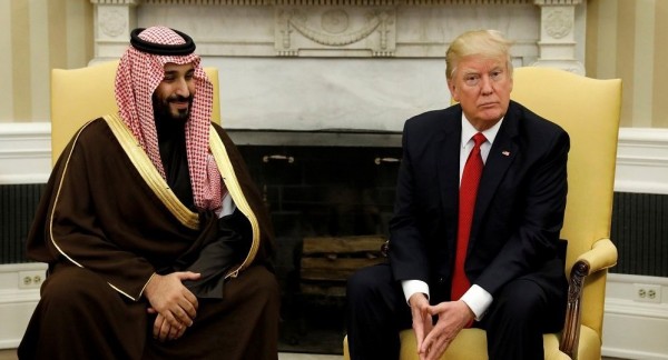 لماذا كسر ترامب "البروتوكول" عبر السعودية؟