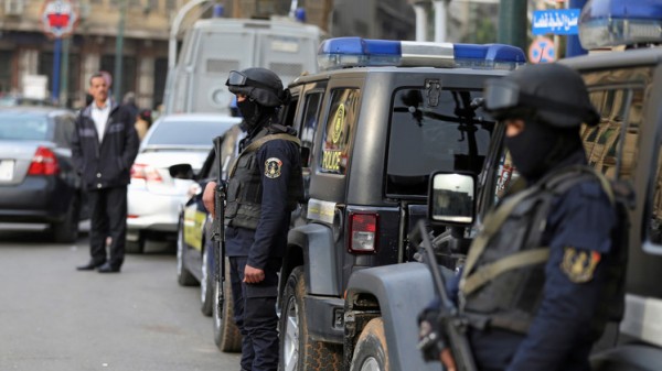 الشرطة المصرية تقتل 8 مسلحين جنوب البلاد