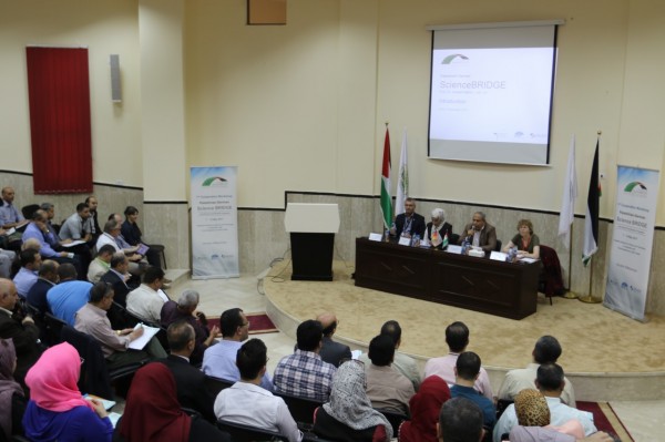 جامعة خضوري تعقد ورشة حول برنامج جسر العلوم الفلسطيني الألماني