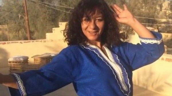 "هدلع الشعب".. بالفيديو:د.منى برنس تعلن ترشحها لرئاسة مصر بعد الرقص