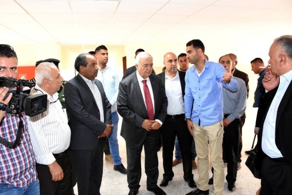 وزير العمل يطلع على نشاطات ومشاريع الجمعية التعاونية
