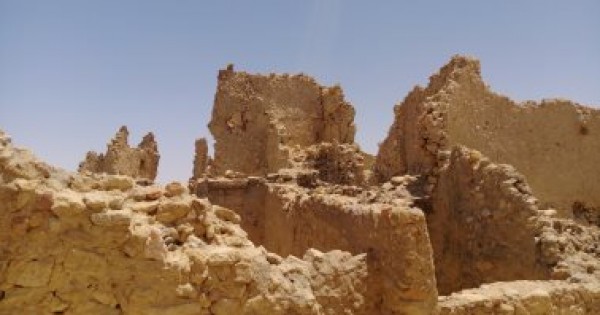 بقايا معبد آمون