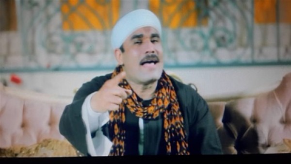 هاني الصعيدي في موال "متجوزيني ياما"