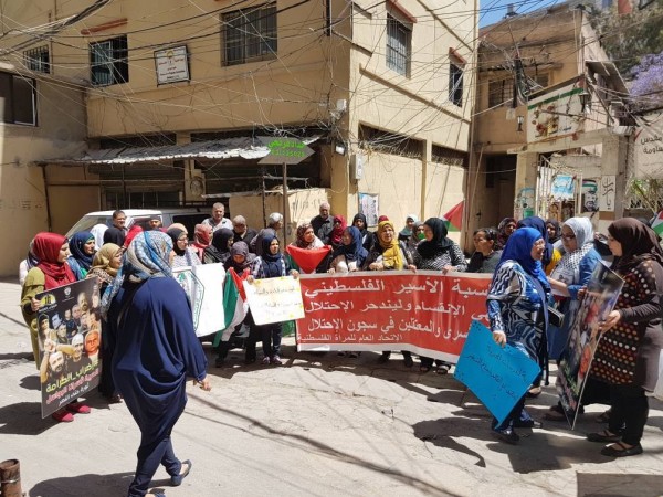 اتحاد المرأة في مخيم البداوي ينظم وقفة تضامنية مع الاسىرى
