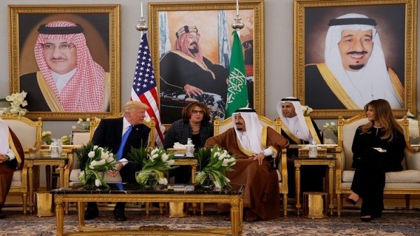 قمة سعودية - أميركية ظهر اليوم